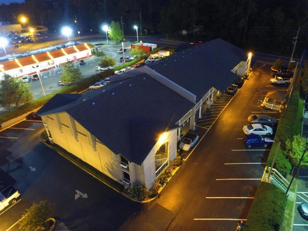 West Bank Inn image 7